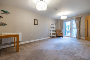 Lounge/diner- click for photo gallery
